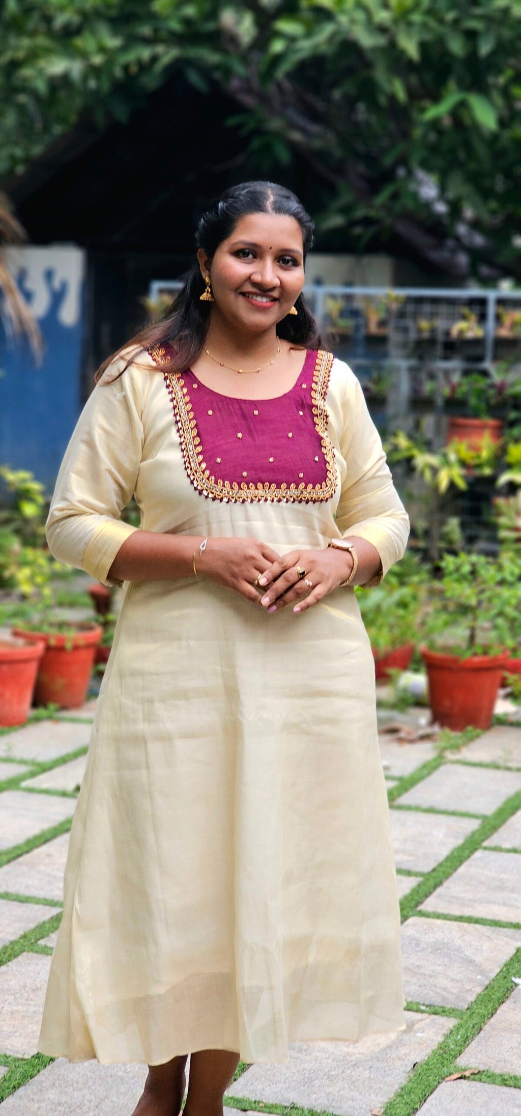 Heavy Handworked Tissue Onam Kurti image 0